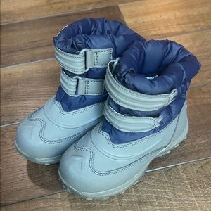 L.L. Bean Kids Blue and Gray Snow Boots